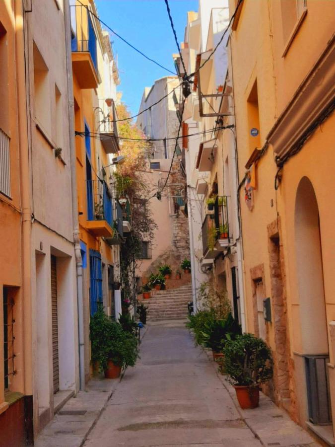 2 Bedroom Large Modern Apartment In Blanes Old Town 50M From The Beach! Zewnętrze zdjęcie