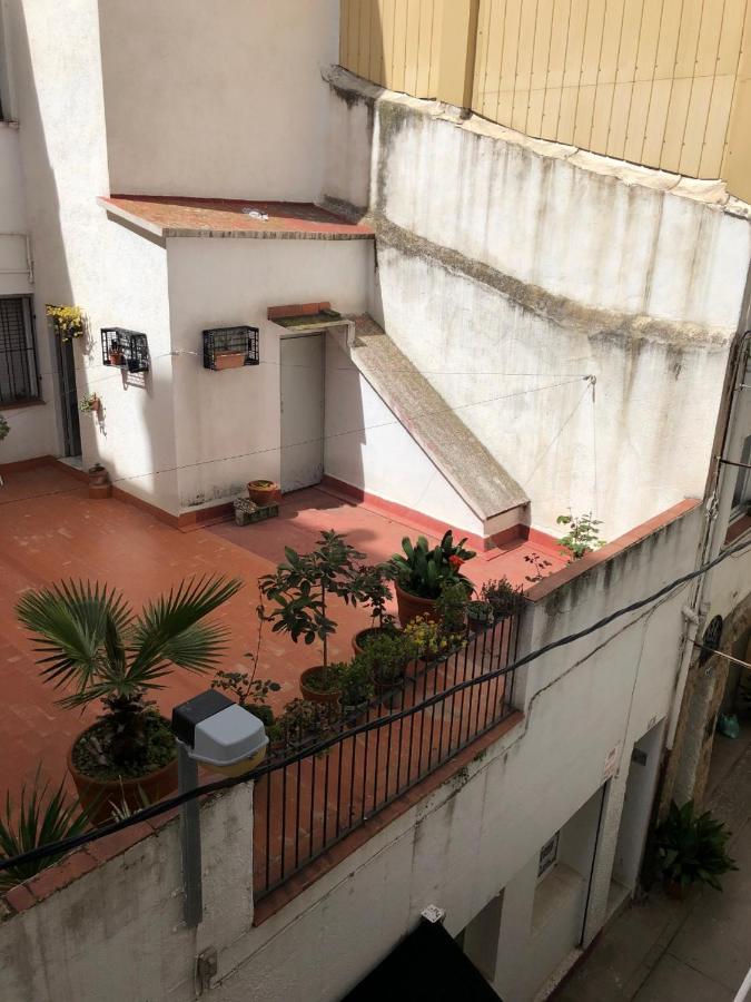 2 Bedroom Large Modern Apartment In Blanes Old Town 50M From The Beach! Zewnętrze zdjęcie