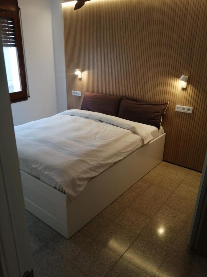 2 Bedroom Large Modern Apartment In Blanes Old Town 50M From The Beach! Zewnętrze zdjęcie
