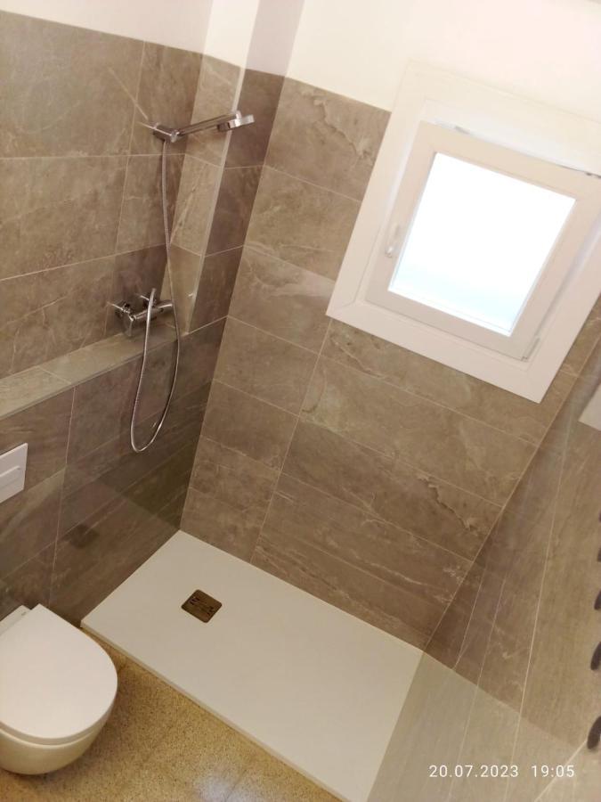 2 Bedroom Large Modern Apartment In Blanes Old Town 50M From The Beach! Zewnętrze zdjęcie