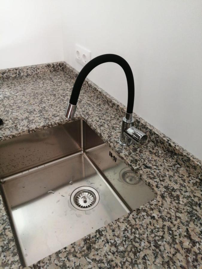 2 Bedroom Large Modern Apartment In Blanes Old Town 50M From The Beach! Zewnętrze zdjęcie